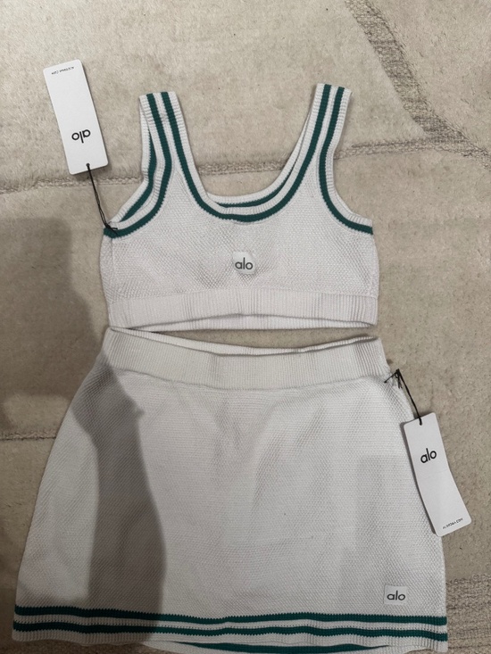 ALO Dresses & Skirts - New with tags ALO white knit tennis set top & akirt white green medium 2 piece